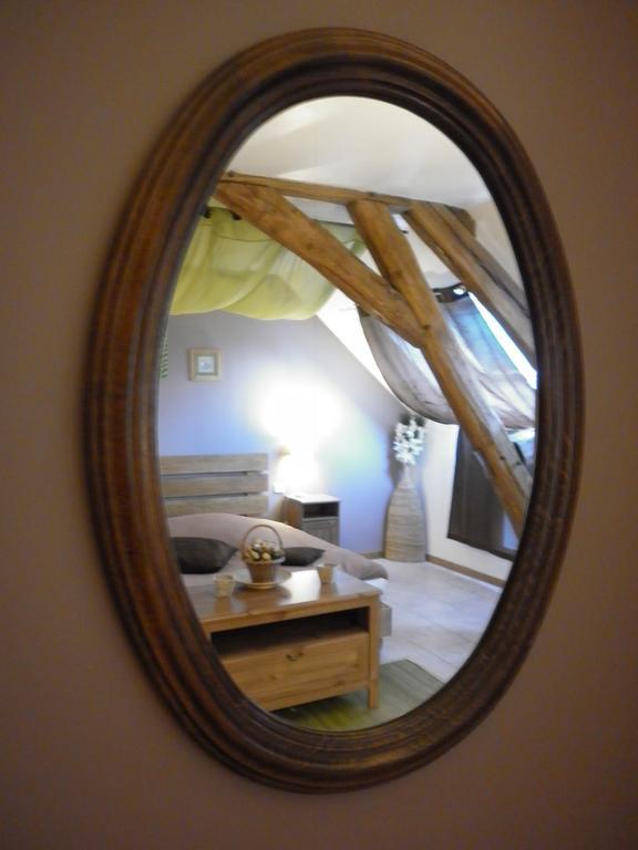 La Chartreuse Hotel Poilly-sur-Tholon Værelse billede