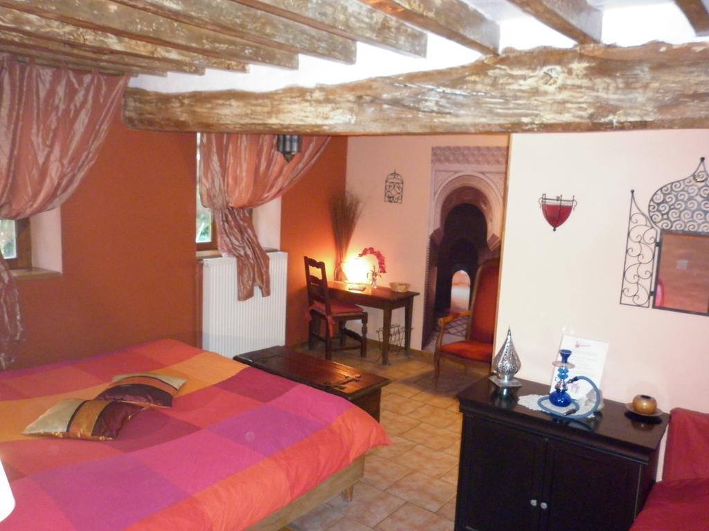 La Chartreuse Hotel Poilly-sur-Tholon Værelse billede